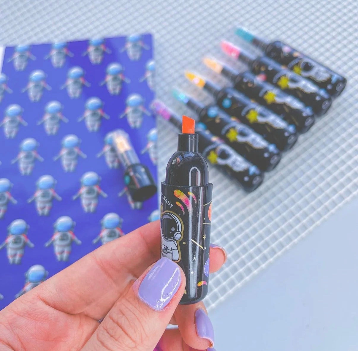 Confetti Astronaut Bottle Highlighter Set